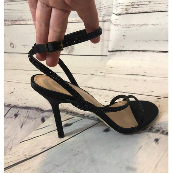 VIA SPIGA Pavlina Strappy Sandal in black satin 3.75" heel size 7 - Picture 5 of 12